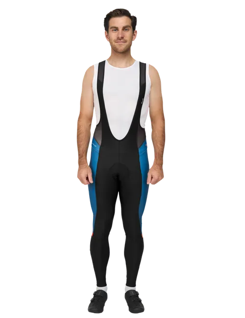  Le modèle mesure 178 cm et porte une taille  4